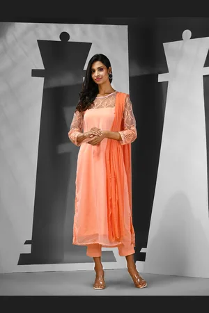 Charukriti Women Floral Embroidered Regular Kurta with Trousers & With Dupatta