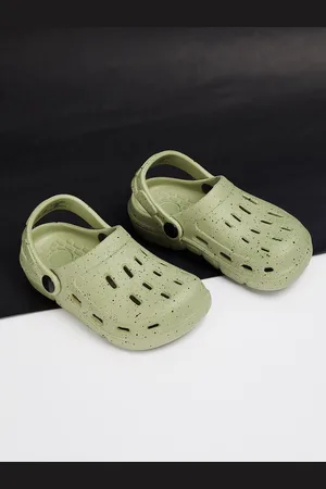 Max Collection Boys Self Design Clogs