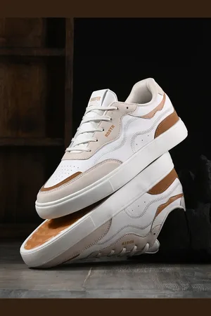 Roadster Men's White Faux Leather Sneakers For Men - Buy Roadster Men's  White Faux Leather Sneakers For Men Online at Best Price - Shop Online for  Footwears in India | Flipkart.com