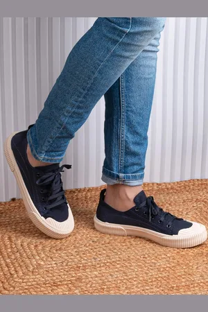 Styli Men Canvas Lace-Up Casual Shoes