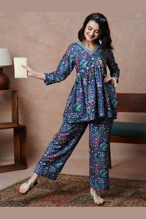 Globus Embroidered V-Neck Printed Faux Shell A-Line Alia Cut Tunic & Trousers Co-Ords