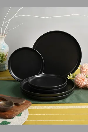 Aura Black & 12 Pieces Printed Melamine Glossy Dinner Set