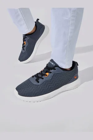 NEEMANS Men Textured Lace Up Mesh Sneakers