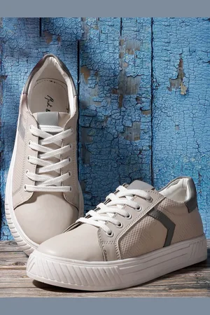 Mast & Harbour Women Grey Round Toe Lace-Ups Sneakers