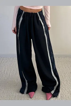 LULU & SKY Women Flared Mid-Rise Wide Leg Trouser