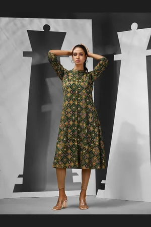 Charukriti Bandhani Printed Mandarin Collar A-Line Kurta