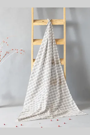 Contrast Living Geometric Printed Pure Cotton Scarf