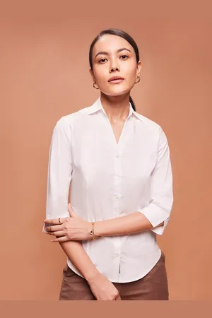 Bombay High Women Slim Fit Solid Y Placket 3/4th Sleeve Shirt