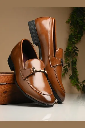 Invictus Men Buckle Formal Loafer