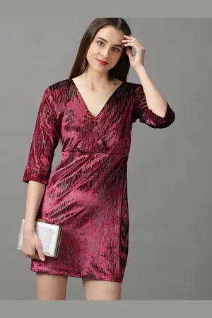 SHOWOFF Embellished Velvet Sheath Dress