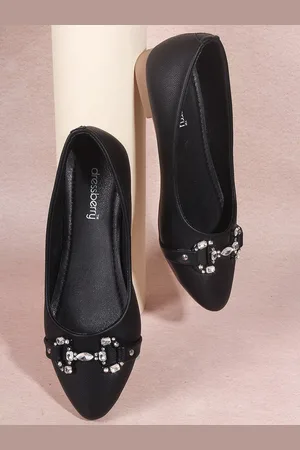 DressBerry Black Embellished Pointed Toe Ballerinas