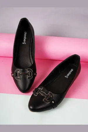 DressBerry Black Embellished Pointed Toe Ballerinas