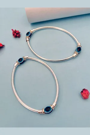 Sangria Silver Toned Set Of 2 Silver-Plated Artificial Stones and Beads Anklets