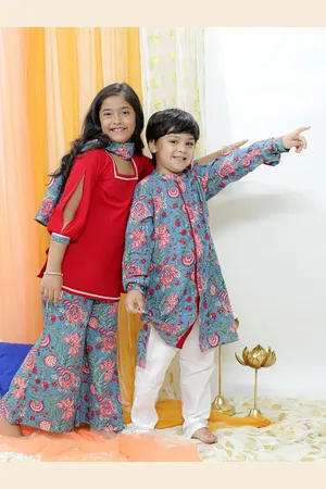 Vastramay Girls Printed Regular Kantha Work Pure Cotton Kurti with Palazzos & With Dupatta