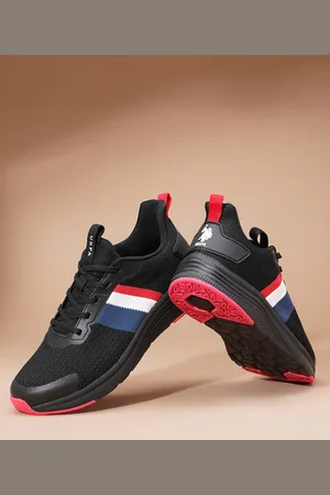 U.S. Polo Assn. Men Solid Textile Mullen 2.0 Walking Shoes With Striped Detail