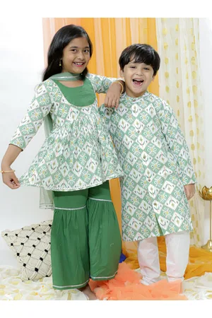 Vastramay Girls Ethnic Motifs Printed Gotta Patti Pure Cotton Kurti With Sharara & Dupatta