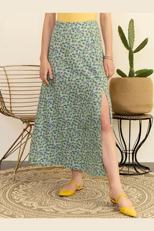Berrylush Green Floral Printed High Rise A-Line Maxi Skirt