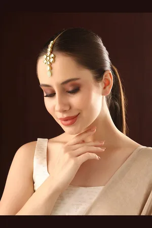 Priyaasi Kundan Studded Beaded Maang Tikka