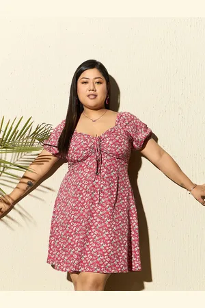 Berrylush Plus Size Floral Printed Sweetheart Neck Fit & Flare Dress