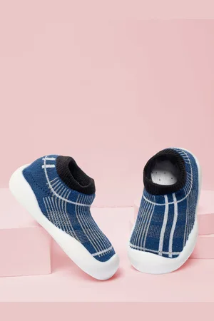 Baby Moo Kids Textured Anti Skid Slip On Sneakers