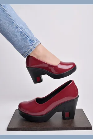 Shoetopia Textured Block Heel Pumps