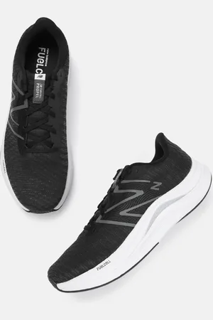 New Balance Men Woven Design Propel Running Shoes