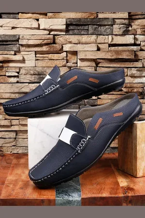WOAKERS Men Textured Round Toe Mule Sneakers