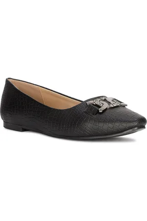 Bata Textured Round Toe Buckle Embellished Ballerinas