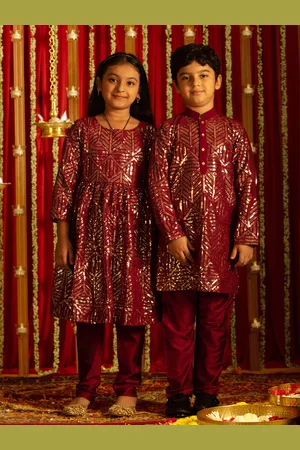 Vastramay Girls Embroidered Regular Sequinned Kurta with Churidar
