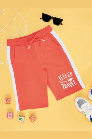 Pantaloons Boys Typography Printed Mid-Rise Shorts