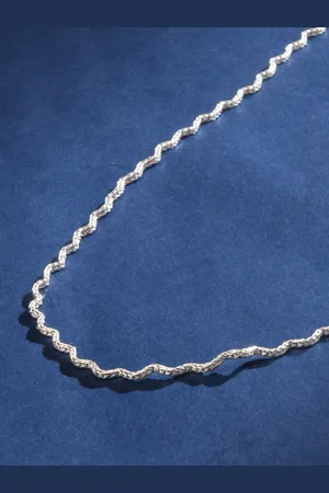 Accessorize London Women Sterling Silver Plated Wiggle Chain Necklace