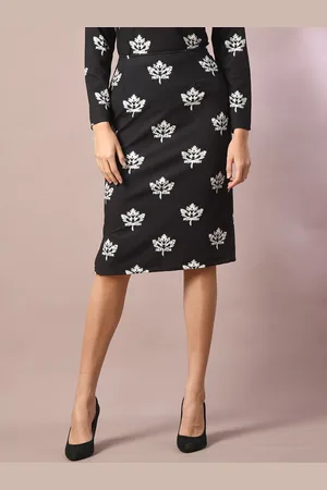 DressBerry Printed Straight Knee Length Skirts