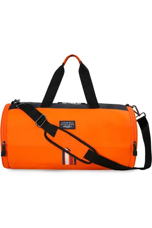 Tommy Hilfiger Medium Sports or Gym Duffel Bag
