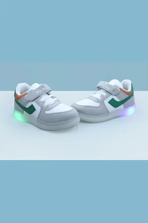 FEETWELL Kids Round Toe LED Sneakers