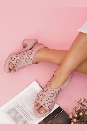 Sherrif Textured Open Toe Backstrap Block Heels
