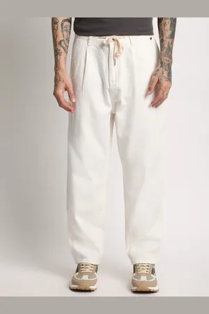 The Bear House Men Straight Fit Pure Cotton Jeans
