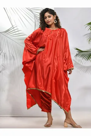 Charukriti Women Regular Kurta with Trousers