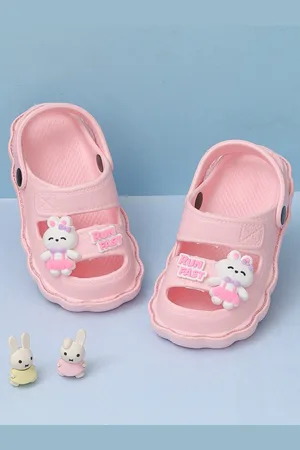 Yellow bee Girls Self Design Slip-On Sliders