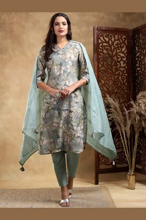 Bani Women Floral Ethnic Motifs Embroidered Regular Kurta with Trousers & Dupatta