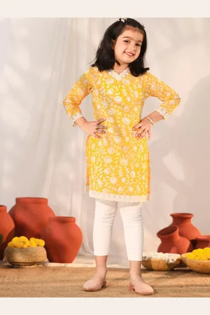 Vastramay Girls Floral Printed Pure Cotton Kurta And Leggings Set