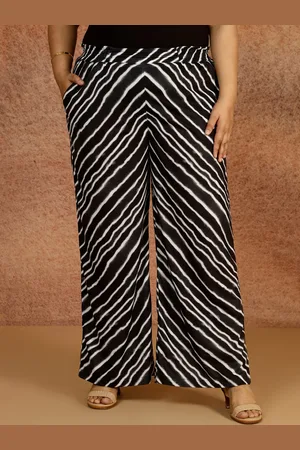 Amydus Plus Size Women Leheriya Printed High-Rise Pleated Trousers