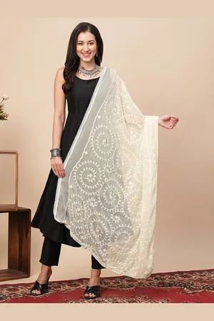 Globus Women Cotton Silk Ethnic Motifs Embroidered Fringed Lace Dupatta