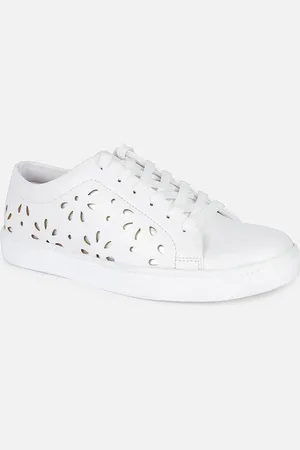 Tokyo Talkies Women Textured Comfort Insole Basics Sneakers With Laser Cuts