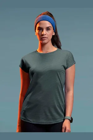Lyra Women Colourblocked Extended Sleeves Pockets T-shirt
