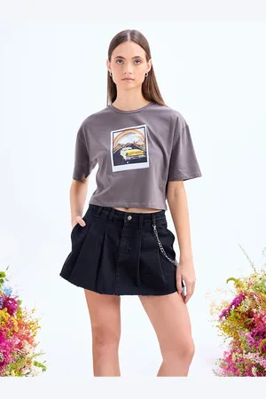 COVER STORY Grey Graphic Printed Boxy Crop T-shirt