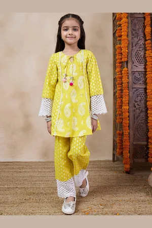 pspeaches Girls Paisley Printed Tie-Up Neck A-Line Kurta With Trousers