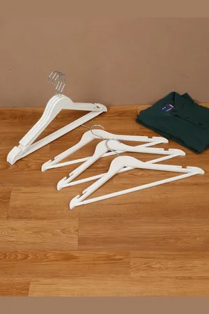DREAM WEAVERZ Pack of 6 White Heavy Duty Plastic Durable Adult Clothes Hangers