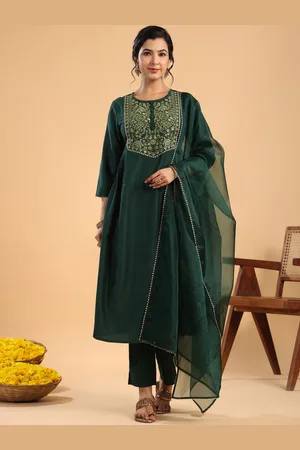 Janasya Women Ethnic Motifs Embroidered Pleated Gotta Patti Pure Cotton Kurta with Trousers & With Dupatta