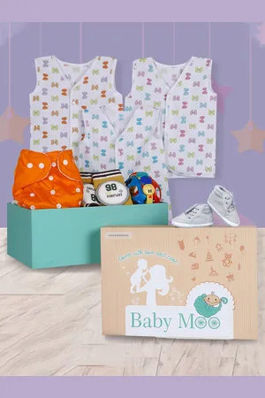 Baby Moo Kids Multicoloured Crawling And Growing 7 Pieces Baby Apparel Gift Set