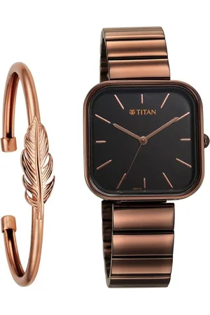 Titan Women Stainless Steel Bracelet Style Straps Analogue Watch 2715QM01F